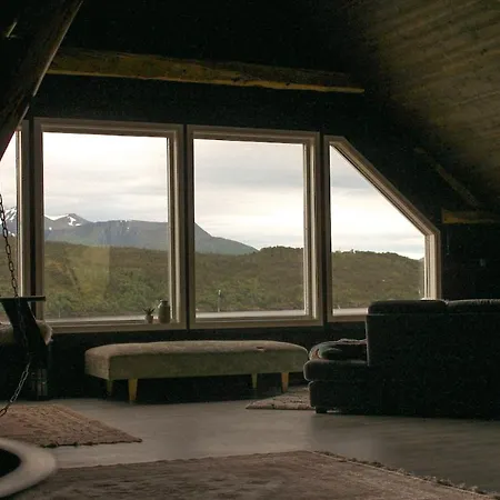 Asjord Holiday home *