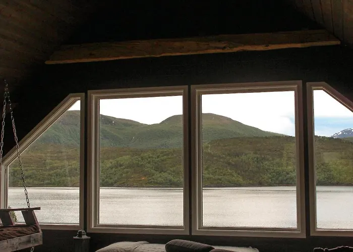 Asjord Holiday home Oldra